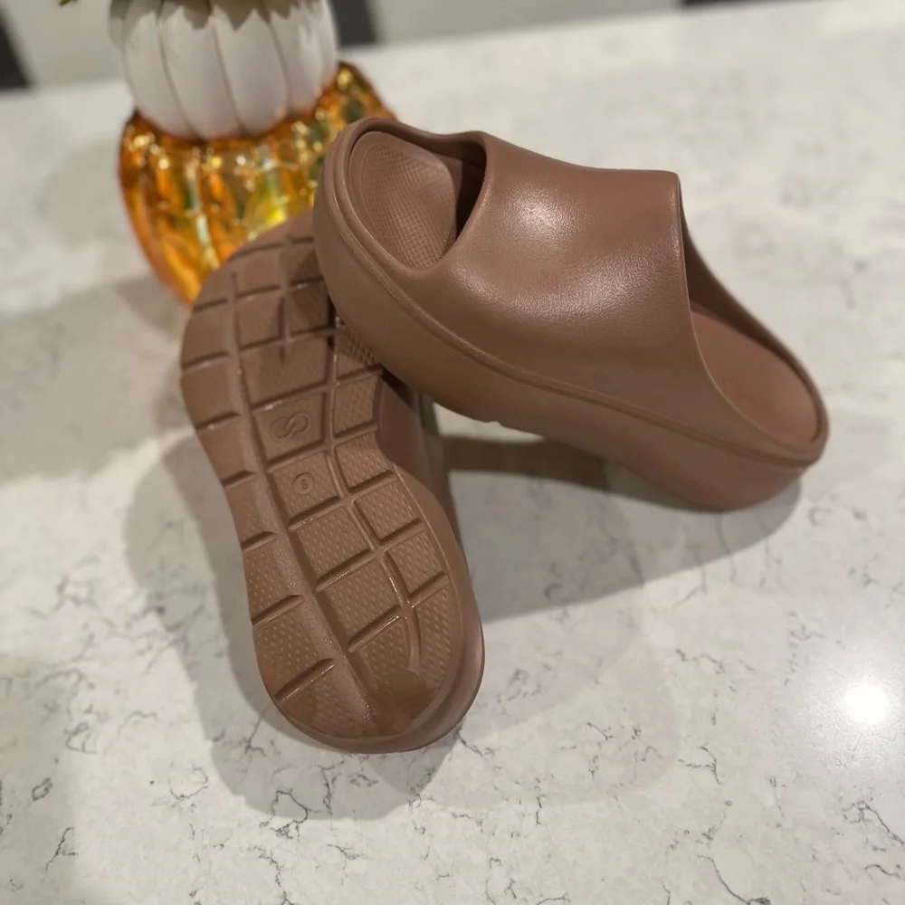 Slides - Picture 9 of 10